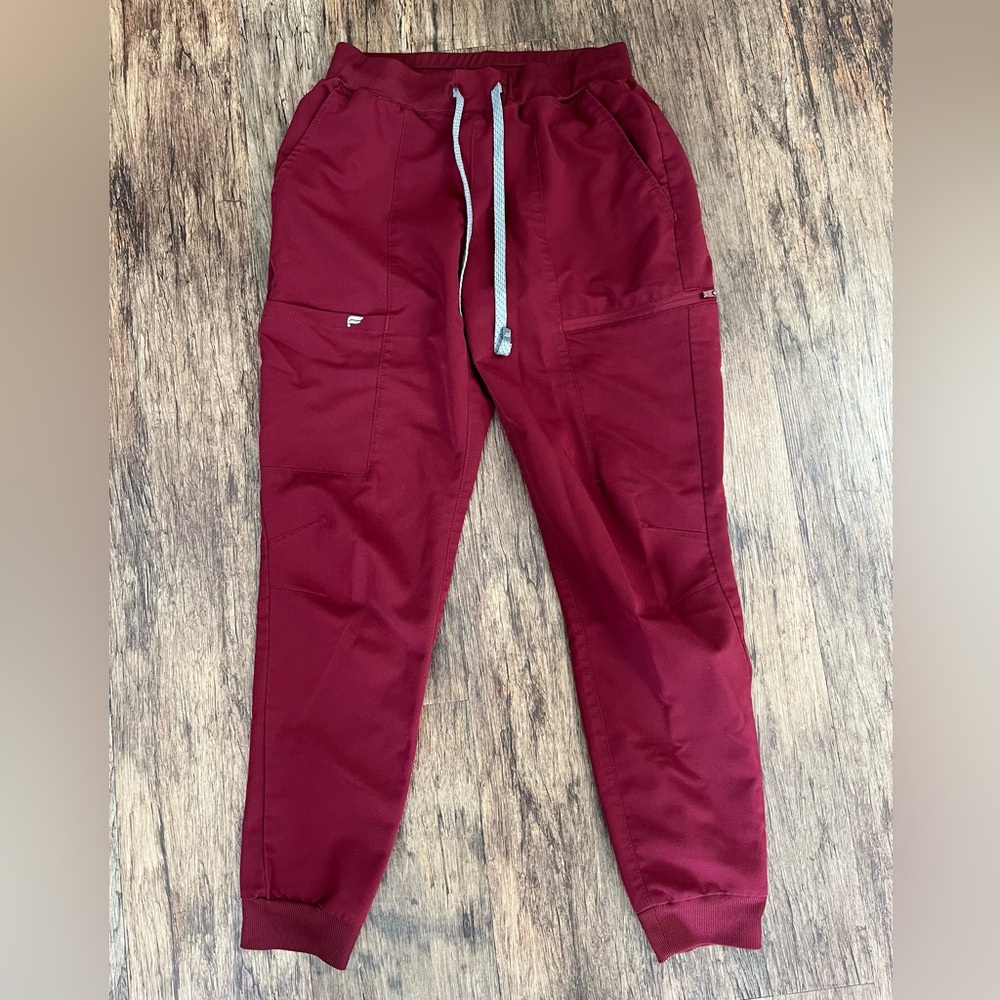 Fabletics Women’s S On-Call Scrub Jogger